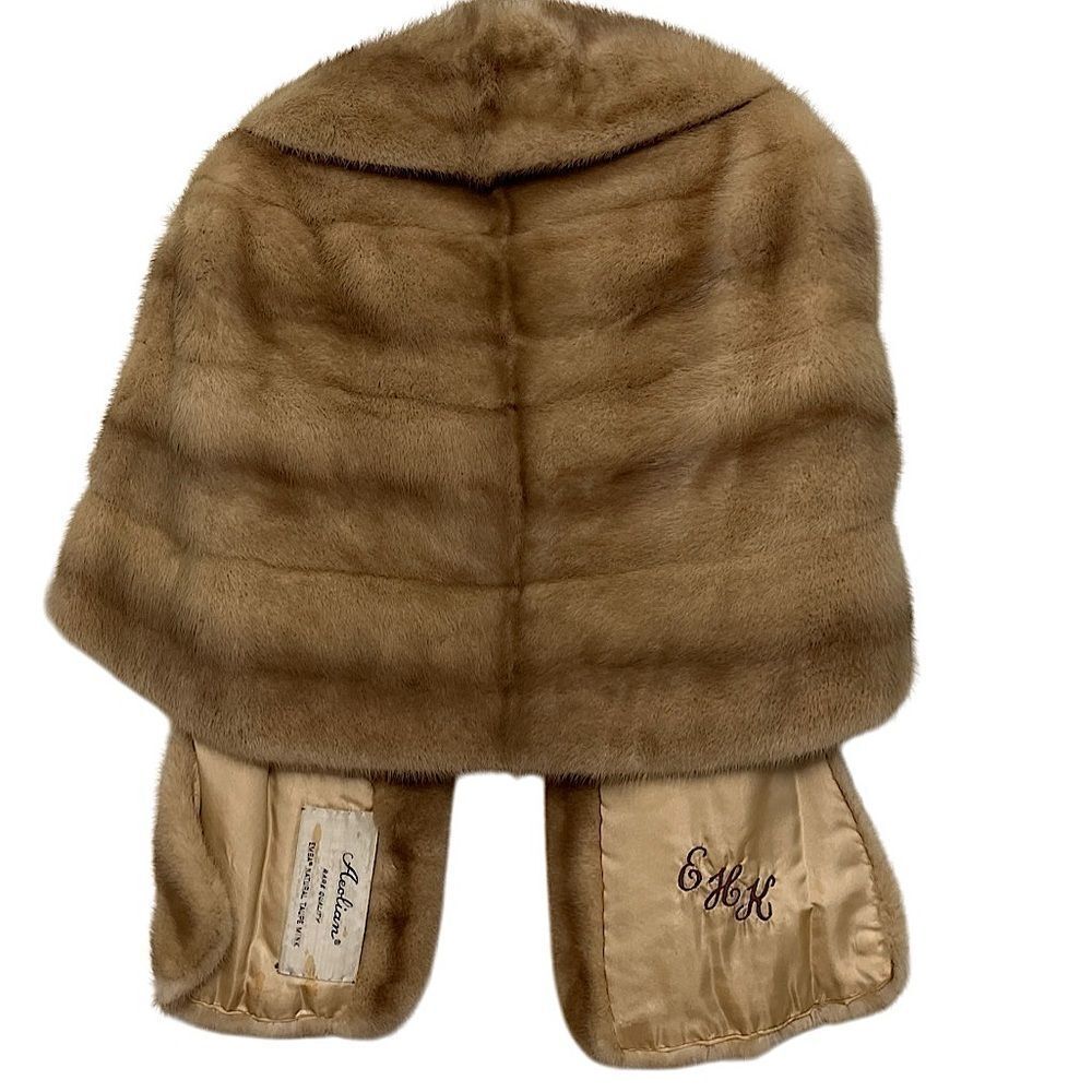 Vintage Aeolian Mink Fur Stole – EMBA Natural Taupe – Lined & Monogrammed - Picture 2 of 11